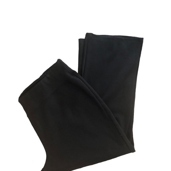 Catherine’s Yoga Boot Cut Capri Pant Sz. 1XPM Black Stretch Knit Athleisure - Picture 2 of 4